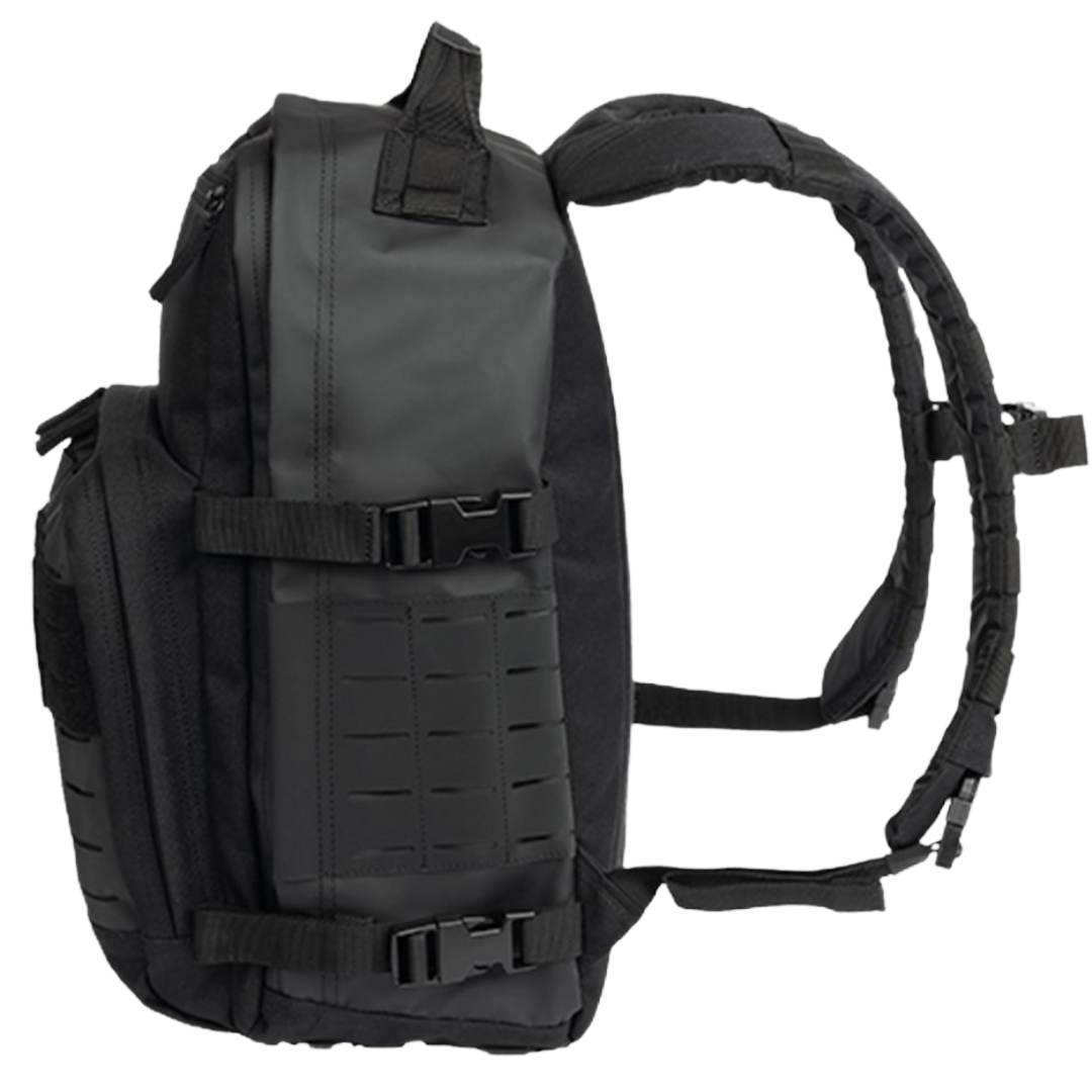 MERET Delta 24L Black Backpack